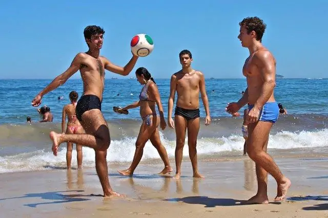 como ficar bem de sunga de praia