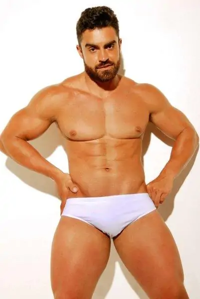 Homens de sunga na praia: Diferença entre o Bonito e o Brega 2 Homens de sunga na praia